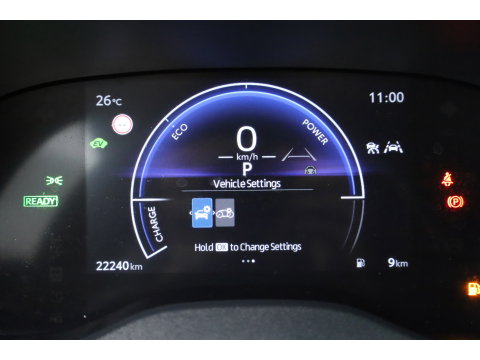 Toyota Yaris Cross 1.5 Hybrid 130 Dynamic | Rijklaar!! | Adapt. Cruise | Camera | Stoelverw. | Keyless | Dodehoekdet. | All Season |