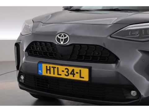 Toyota Yaris Cross 1.5 Hybrid 130 Dynamic | Rijklaar!! | Adapt. Cruise | Camera | Stoelverw. | Keyless | Dodehoekdet. | All Season |