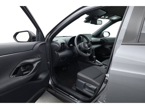 Toyota Yaris Cross 1.5 Hybrid 130 Dynamic | Rijklaar!! | Adapt. Cruise | Camera | Stoelverw. | Keyless | Dodehoekdet. | All Season |