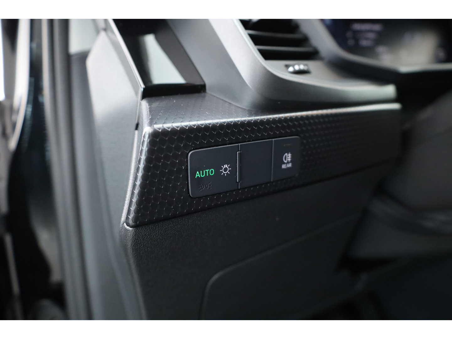 Audi A1 Sportback 30 TFSI Pro Line | RIJKLAAR!! | Cruise Contr. | PDC V+A | Stoelverw. | Apple CarPlay & Android Auto | 17''