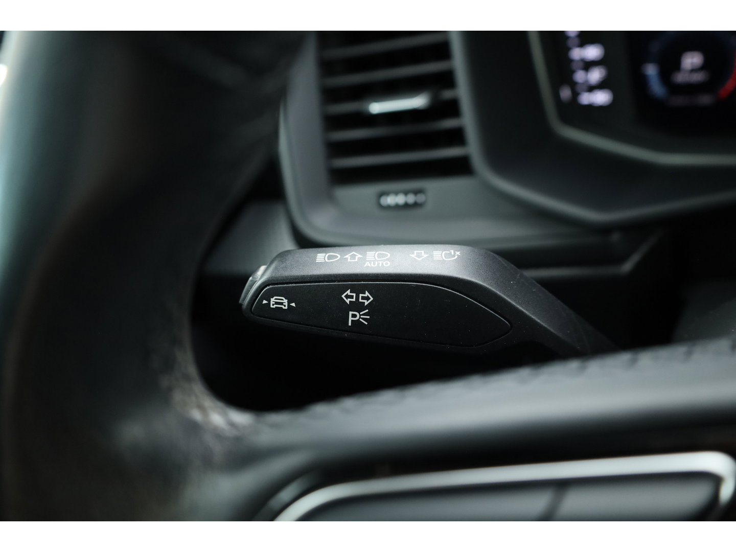 Audi A1 Sportback 30 TFSI Pro Line | RIJKLAAR!! | Cruise Contr. | PDC V+A | Stoelverw. | Apple CarPlay & Android Auto | 17''
