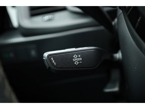 Audi A1 Sportback 30 TFSI Pro Line | RIJKLAAR!! | Cruise Contr. | PDC V+A | Stoelverw. | Apple CarPlay & Android Auto | 17''