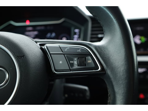 Audi A1 Sportback 30 TFSI Pro Line | RIJKLAAR!! | Cruise Contr. | PDC V+A | Stoelverw. | Apple CarPlay & Android Auto | 17''