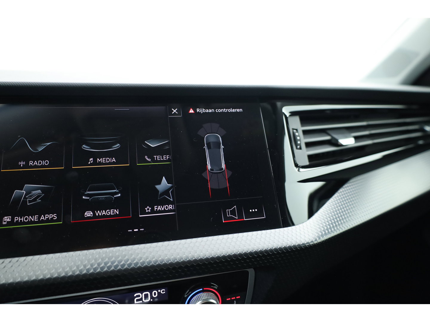 Audi A1 Sportback 30 TFSI Pro Line | RIJKLAAR!! | Cruise Contr. | PDC V+A | Stoelverw. | Apple CarPlay & Android Auto | 17''