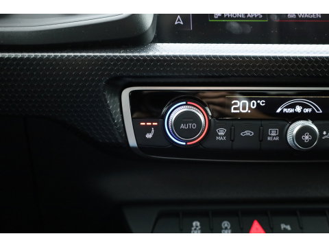 Audi A1 Sportback 30 TFSI Pro Line | RIJKLAAR!! | Cruise Contr. | PDC V+A | Stoelverw. | Apple CarPlay & Android Auto | 17''