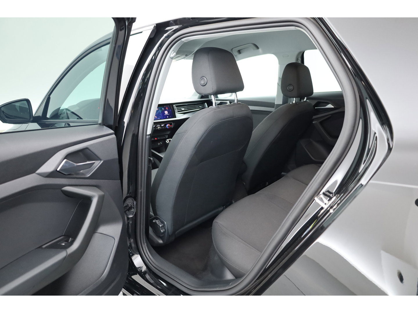 Audi A1 Sportback 30 TFSI Pro Line | RIJKLAAR!! | Cruise Contr. | PDC V+A | Stoelverw. | Apple CarPlay & Android Auto | 17''