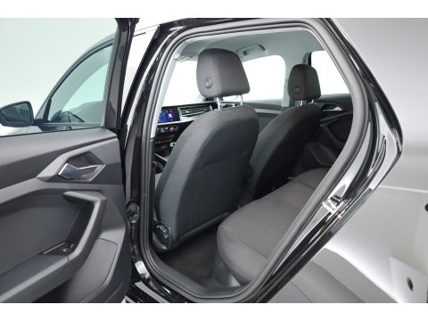 Audi A1 Sportback 30 TFSI Pro Line | RIJKLAAR!! | Cruise Contr. | PDC V+A | Stoelverw. | Apple CarPlay & Android Auto | 17''