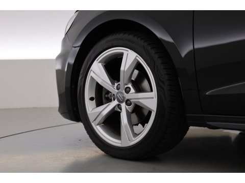 Audi A1 Sportback 30 TFSI Pro Line | RIJKLAAR!! | Cruise Contr. | PDC V+A | Stoelverw. | Apple CarPlay & Android Auto | 17''