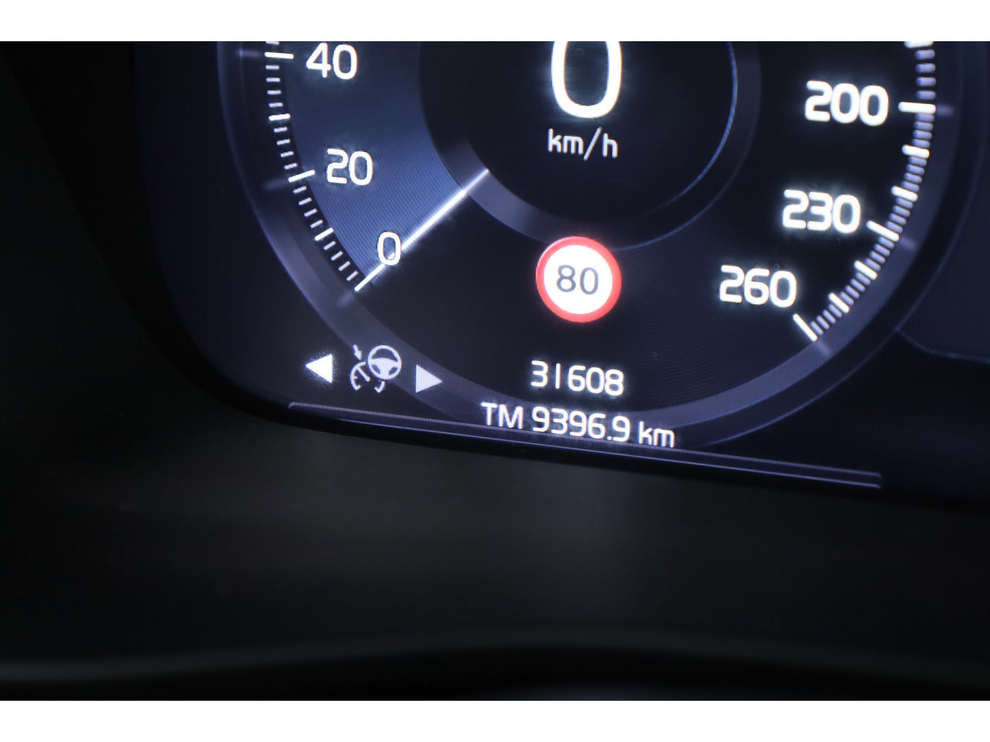 Volvo XC40 T5 Recharge Ultimate Bright | Pano | 360cam | H&K Audio | Elek. Stoelen | Stoel- Stuurverw. | Pilot Assist