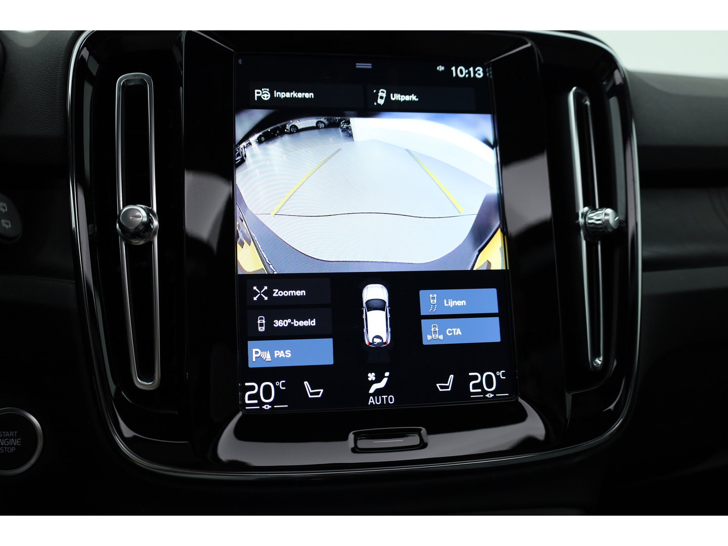 Volvo XC40 T5 Recharge Ultimate Bright | Pano | 360cam | H&K Audio | Elek. Stoelen | Stoel- Stuurverw. | Pilot Assist