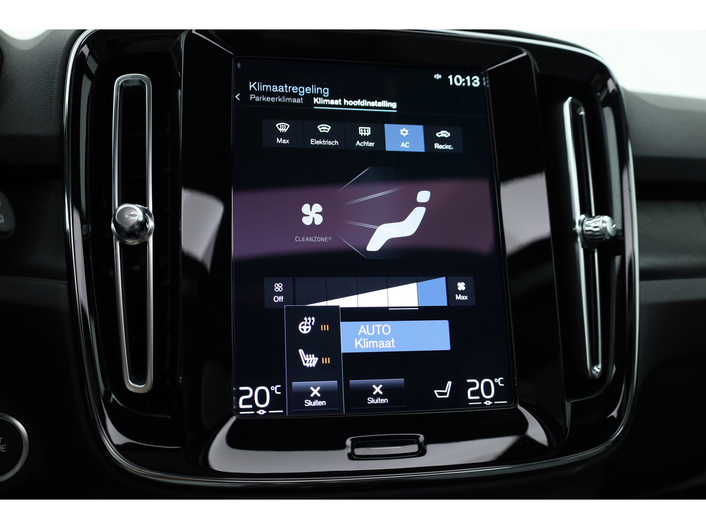 Volvo XC40 T5 Recharge Ultimate Bright | Pano | 360cam | H&K Audio | Elek. Stoelen | Stoel- Stuurverw. | Pilot Assist