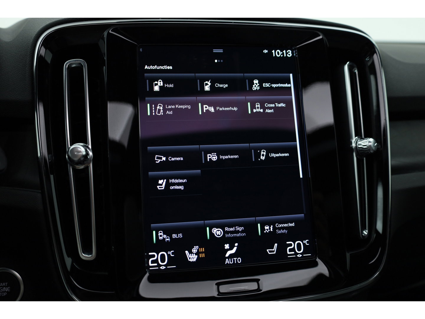 Volvo XC40 T5 Recharge Ultimate Bright | Pano | 360cam | H&K Audio | Elek. Stoelen | Stoel- Stuurverw. | Pilot Assist