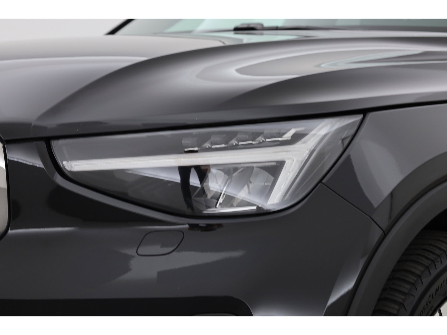 Volvo XC40 T5 Recharge Ultimate Bright | Pano | 360cam | H&K Audio | Elek. Stoelen | Stoel- Stuurverw. | Pilot Assist