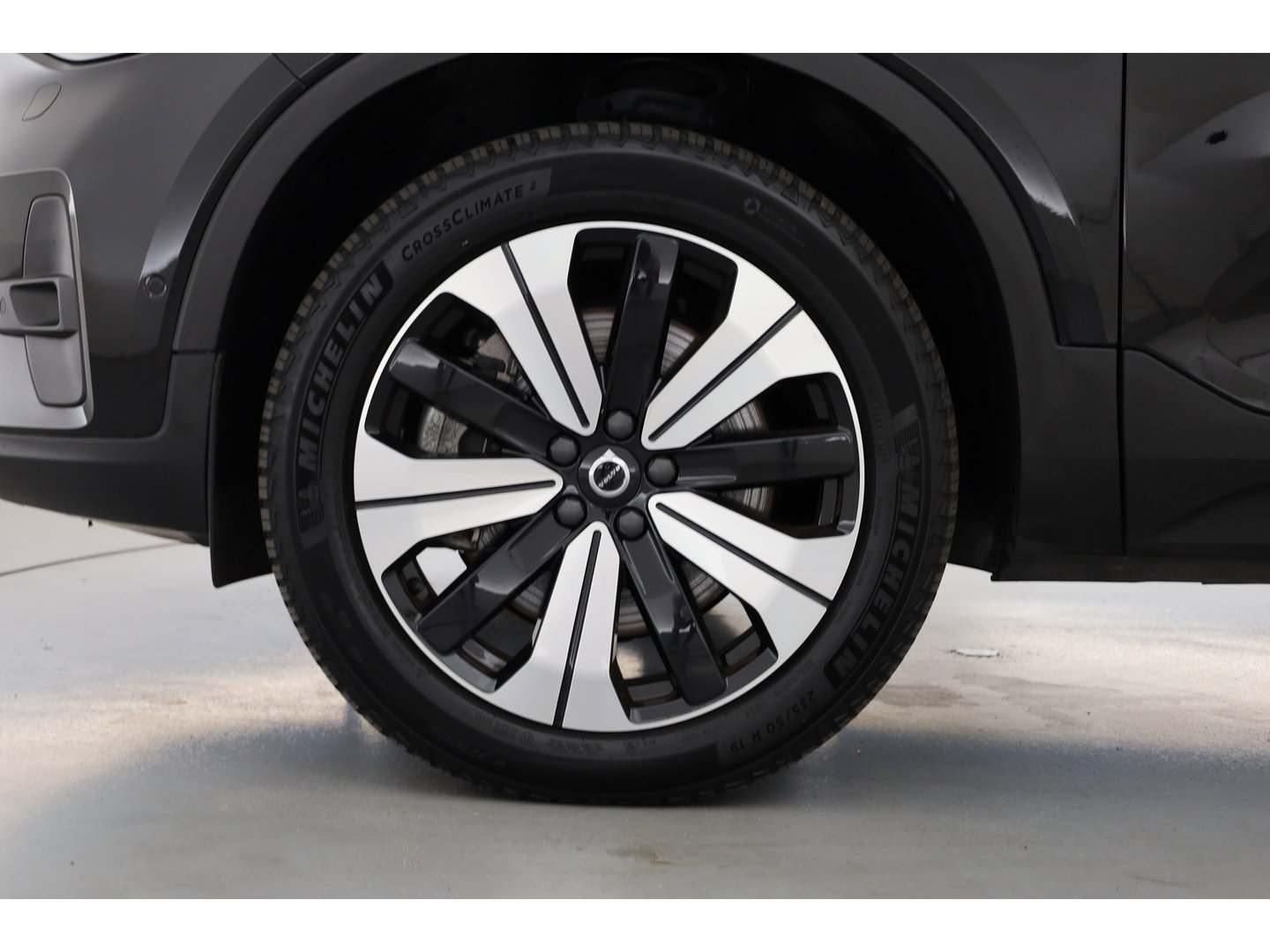 Volvo XC40 T5 Recharge Ultimate Bright | Pano | 360cam | H&K Audio | Elek. Stoelen | Stoel- Stuurverw. | Pilot Assist