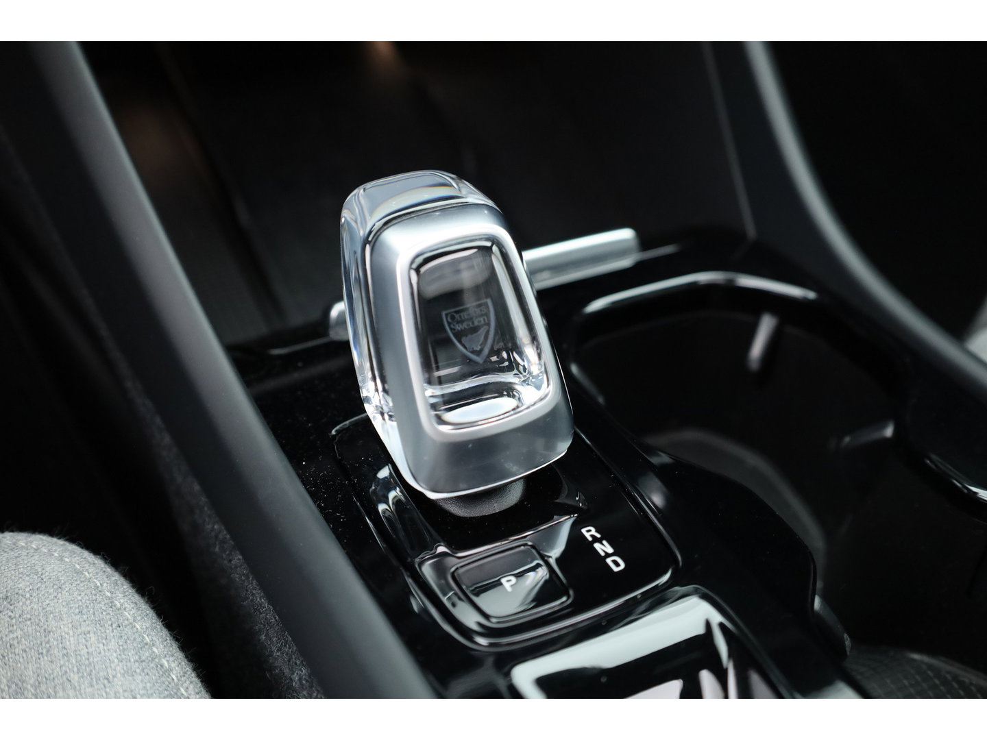 Volvo XC40 T5 Recharge Ultimate Bright | Pano | 360cam | H&K Audio | Elek. Stoelen | Stoel- Stuurverw. | Pilot Assist