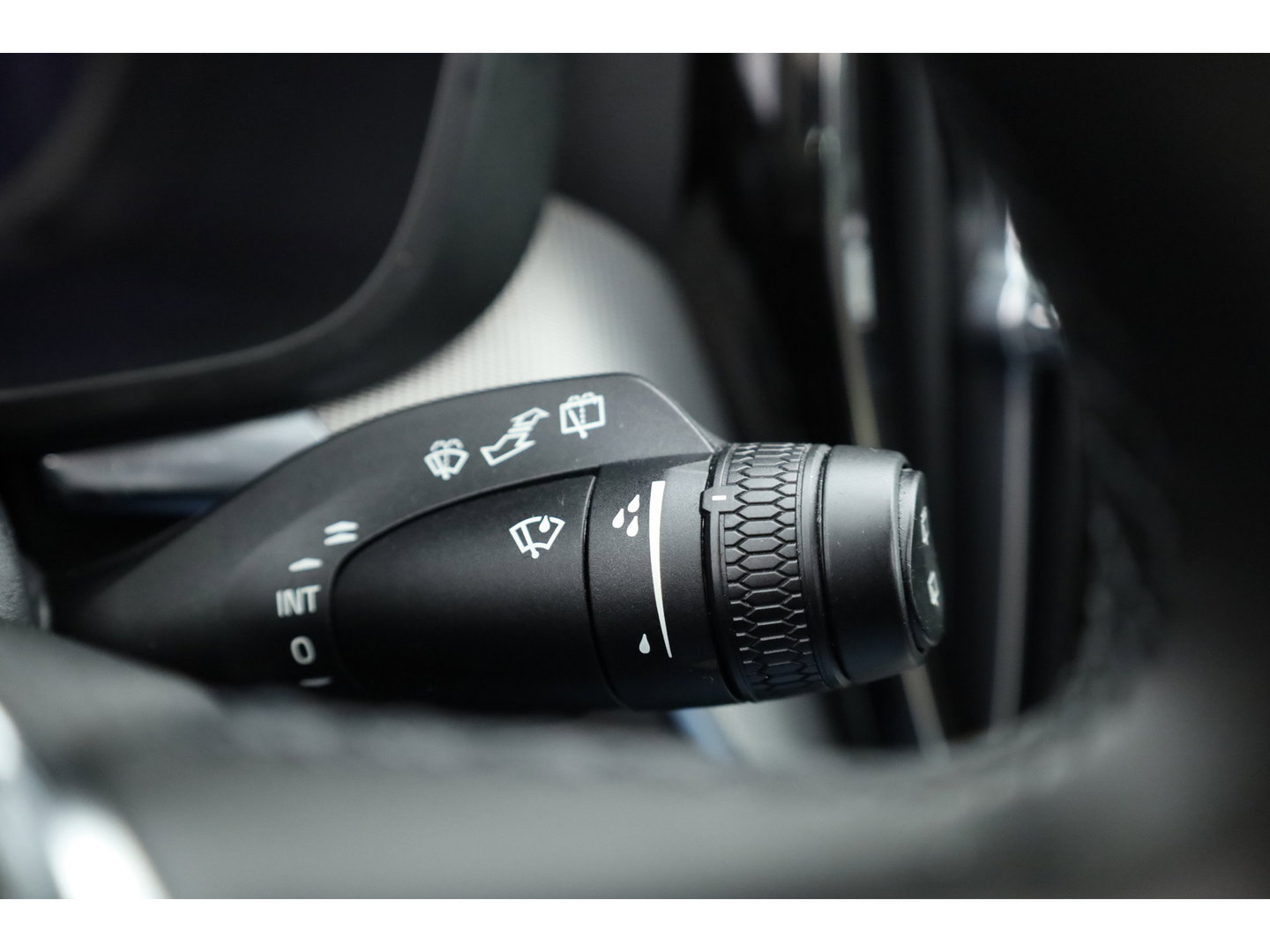 Volvo XC60 2.0 T6 Plug-in hybrid AWD Ultimate Black Edition | Rijklaar!! | Pano | Adapt. Cruise | Memory | Stoel- Stuurverw. | 360cam | Keyless
