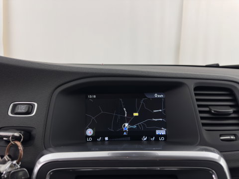 Volvo V60 2.4 D6 Twin Engine Summum Aut. *LEATHER | XENON | MEMORY-PACK | HEATED-COMFORTSEATS | NAVI-FULLMAP | PRIVACY-GLASS | ECC | PDC | CRUISE | 19''ALU | TOWBAR*