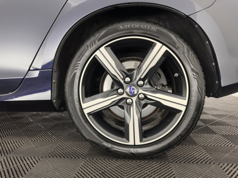 Volvo V60 2.4 D6 Twin Engine Summum Aut. *LEATHER | XENON | MEMORY-PACK | HEATED-COMFORTSEATS | NAVI-FULLMAP | PRIVACY-GLASS | ECC | PDC | CRUISE | 19''ALU | TOWBAR*