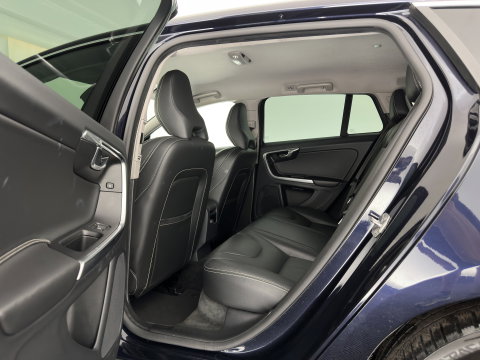 Volvo V60 2.4 D6 Twin Engine Summum Aut. *LEATHER | XENON | MEMORY-PACK | HEATED-COMFORTSEATS | NAVI-FULLMAP | PRIVACY-GLASS | ECC | PDC | CRUISE | 19''ALU | TOWBAR*