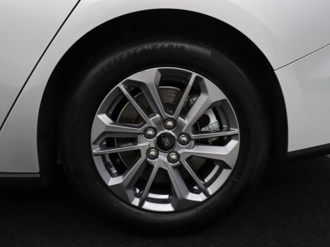 Ford Focus Wagon 1.0 EcoBoost Hybrid Titanium | Cruise control | Lane assist | Navigatie | Carplay | Park assist | Climate control