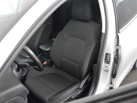 Ford Focus Wagon 1.0 EcoBoost Hybrid Titanium | Cruise control | Lane assist | Navigatie | Carplay | Park assist | Climate control