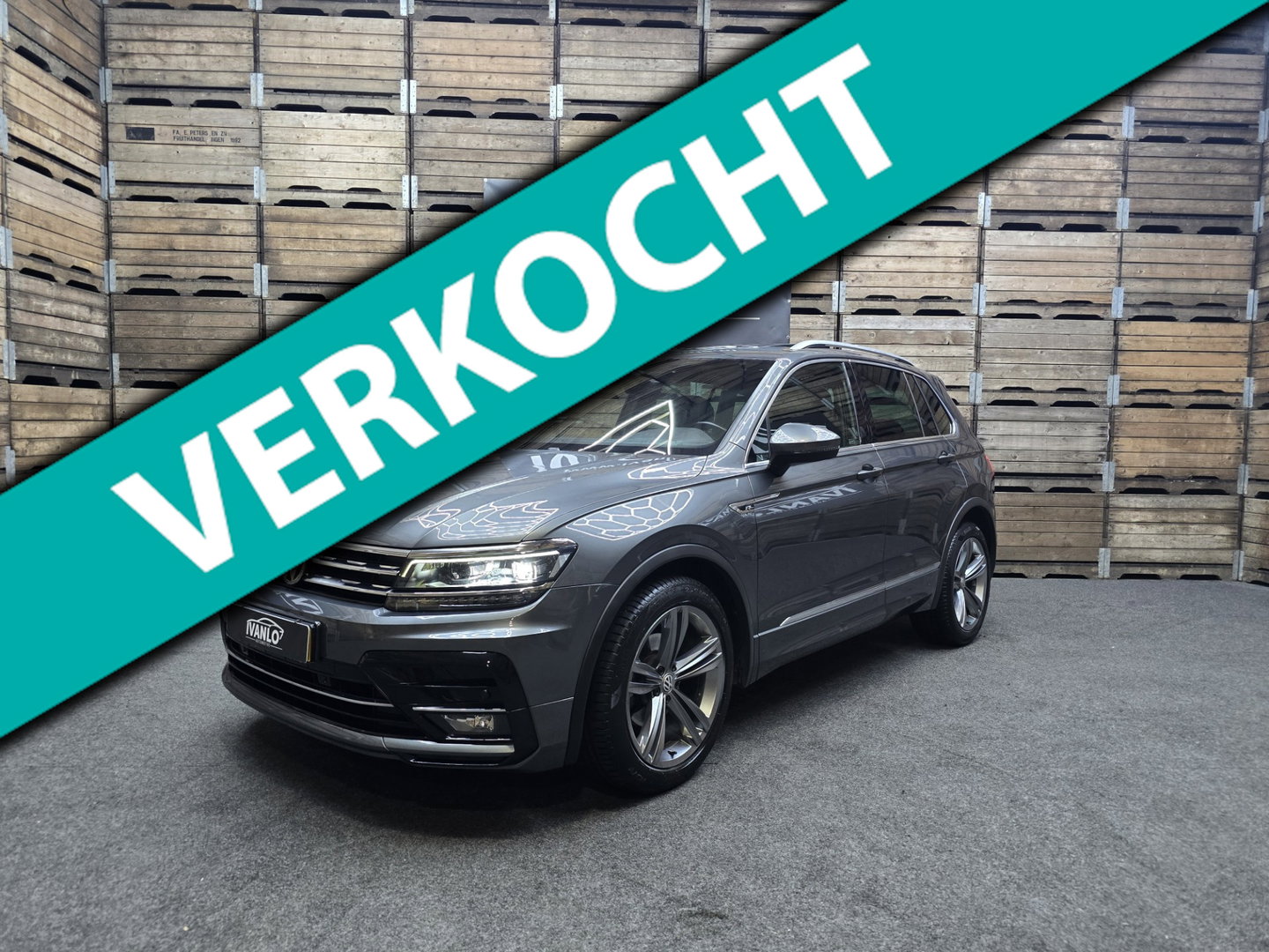Volkswagen Tiguan 1.4 TSI Comfortline Business R PANO Draadloos laden Camera