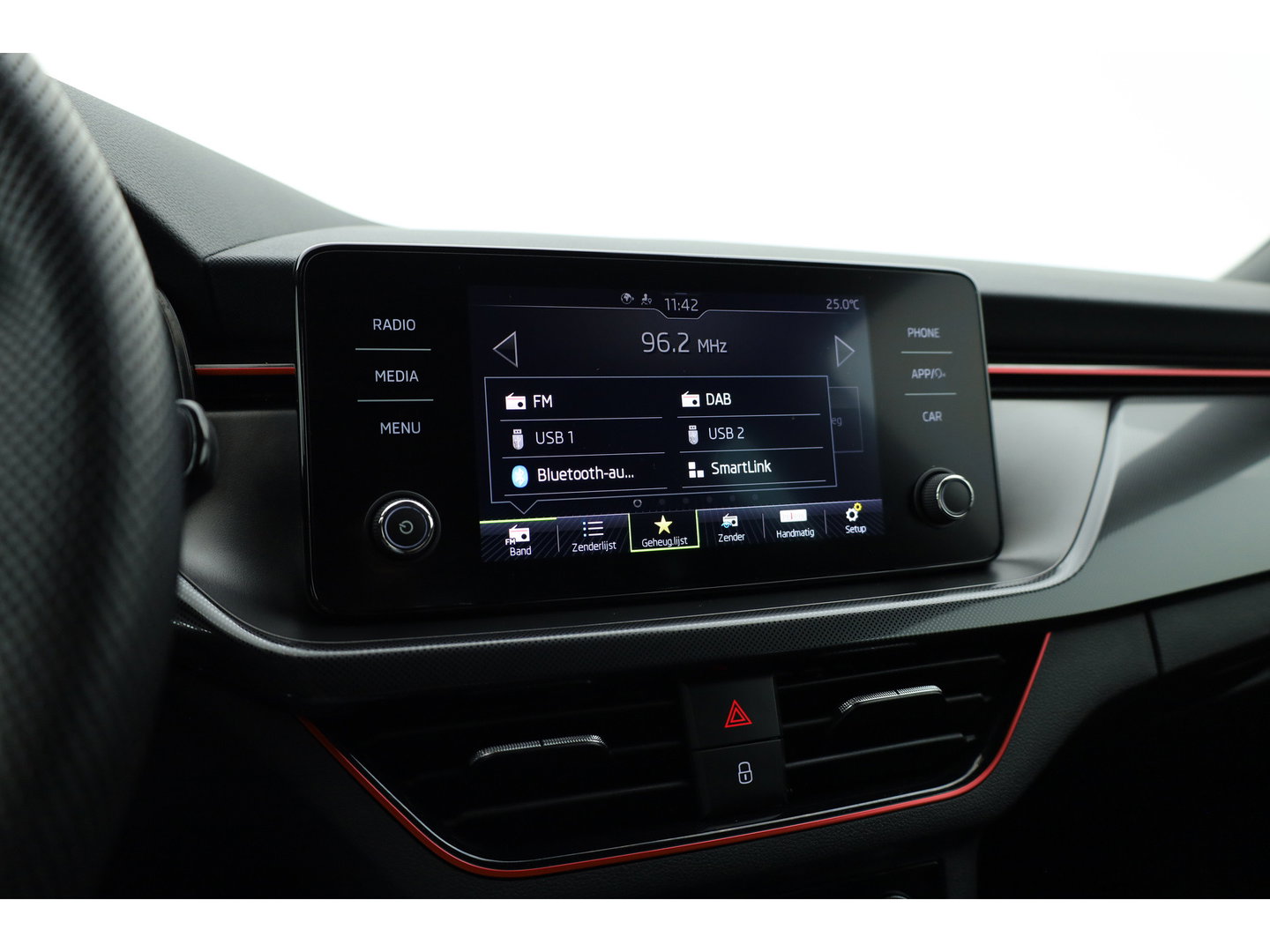 Škoda Scala 1.0 TSI Sport Business | Rijklaar!! | Dig. Cockpit | Adapt. Cruise | Camera | All Season | Apple CarPlay |