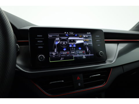 Škoda Scala 1.0 TSI Sport Business | Rijklaar!! | Dig. Cockpit | Adapt. Cruise | Camera | All Season | Apple CarPlay |