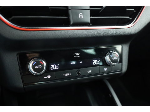 Škoda Scala 1.0 TSI Sport Business | Rijklaar!! | Dig. Cockpit | Adapt. Cruise | Camera | All Season | Apple CarPlay |