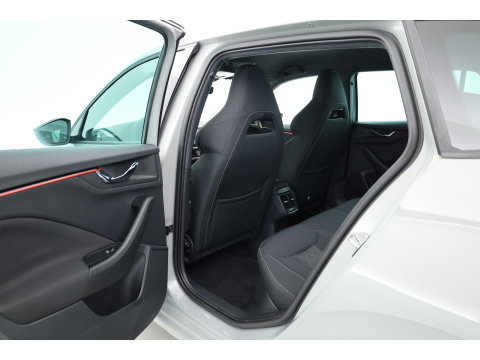 Škoda Scala 1.0 TSI Sport Business | Rijklaar!! | Dig. Cockpit | Adapt. Cruise | Camera | All Season | Apple CarPlay |