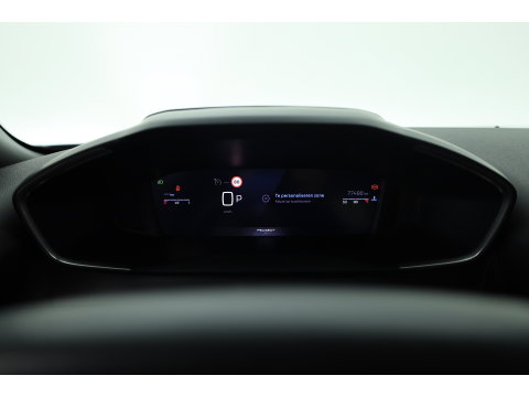 Peugeot 2008 1.2 PureTech 130 Allure | Dig. Cockpit | Trekhaak | Camera | Apple CarPlay & Android Auto | Cruise Control | Navi | 17'' R