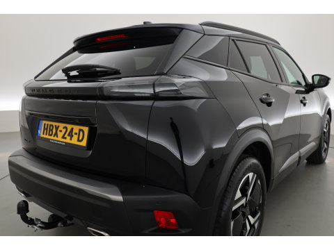 Peugeot 2008 1.2 PureTech 130 Allure | Dig. Cockpit | Trekhaak | Camera | Apple CarPlay & Android Auto | Cruise Control | Navi | 17'' R