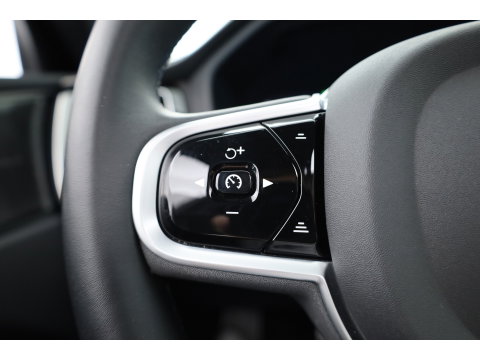 Volvo XC60 2.0 T6 Plug-in hybrid AWD R-Design Long Range | Luchtvering | Heico | Trekhaak | 360 camera | 22 inch | H&K Audio