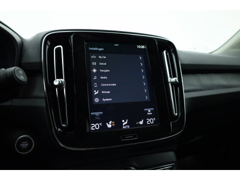 Volvo XC40 1.5 T5 Recharge Plus Bright | Facelift | Leer | Elek. stoelen | H&K Audio | Stoel + stuurverw. |