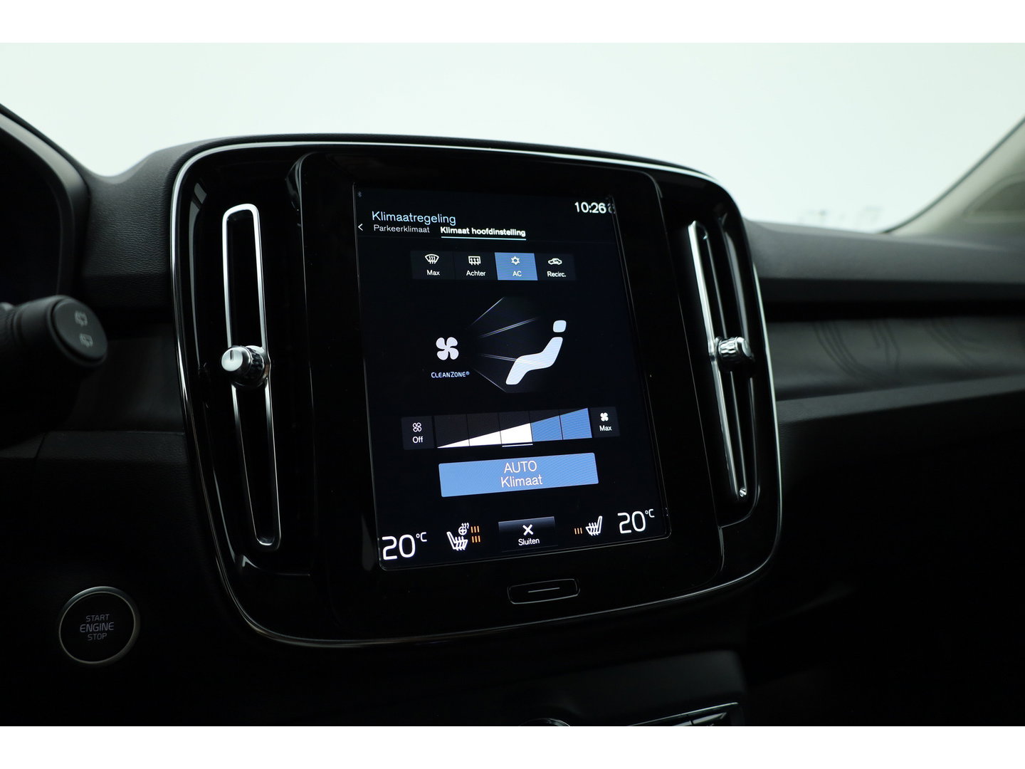 Volvo XC40 1.5 T5 Recharge Plus Bright | Facelift | Leer | Elek. stoelen | H&K Audio | Stoel + stuurverw. |