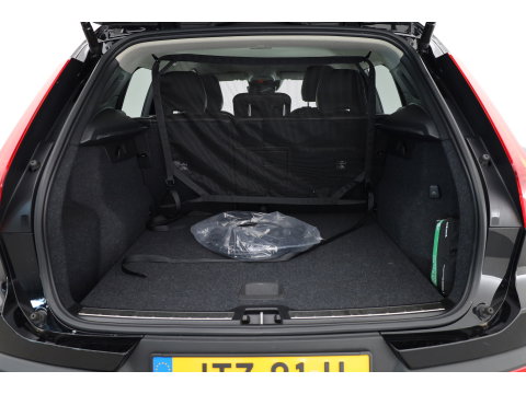 Volvo XC40 1.5 T5 Recharge Plus Bright | Facelift | Leer | Elek. stoelen | H&K Audio | Stoel + stuurverw. |