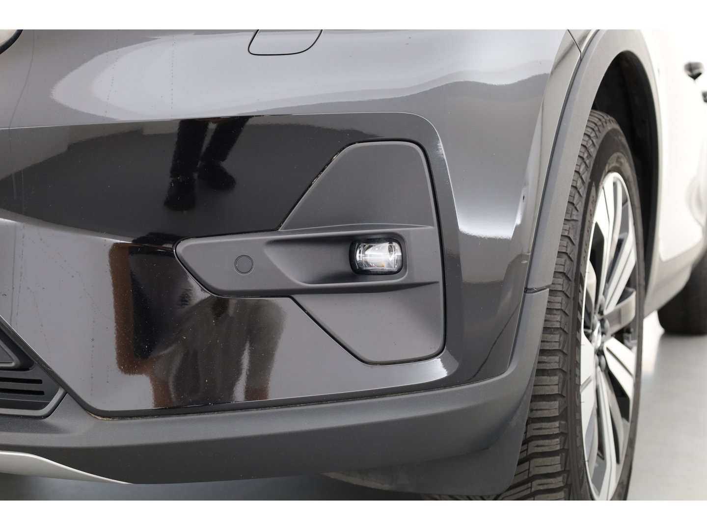 Volvo XC40 1.5 T5 Recharge Plus Bright | Facelift | Leer | Elek. stoelen | H&K Audio | Stoel + stuurverw. |
