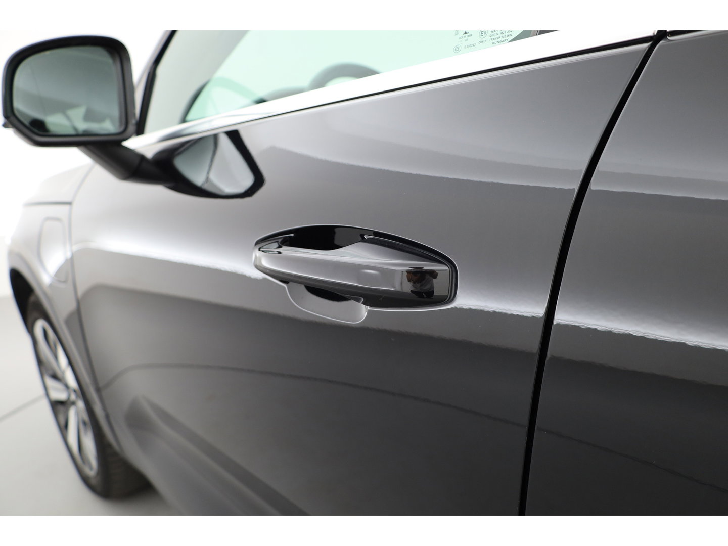 Volvo XC40 1.5 T5 Recharge Plus Bright | Facelift | Leer | Elek. stoelen | H&K Audio | Stoel + stuurverw. |