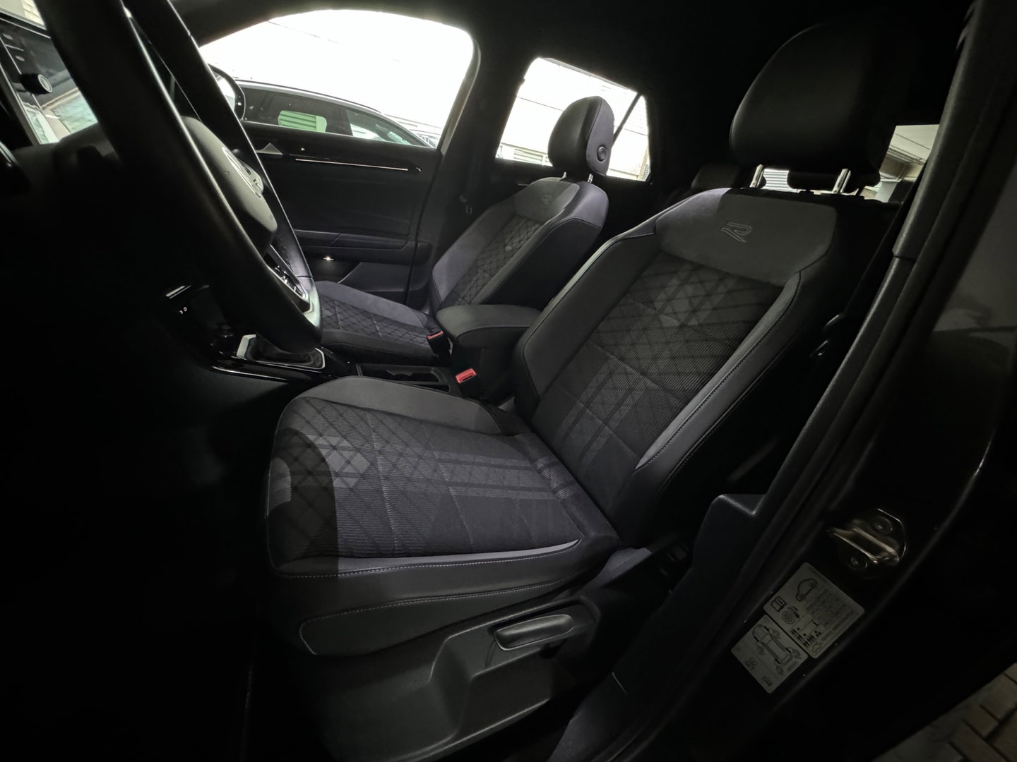 Volkswagen T-Roc 1.5 TSI Life Keyless|Front Assist|Camera|Lane Assist|ACC|Carplay
