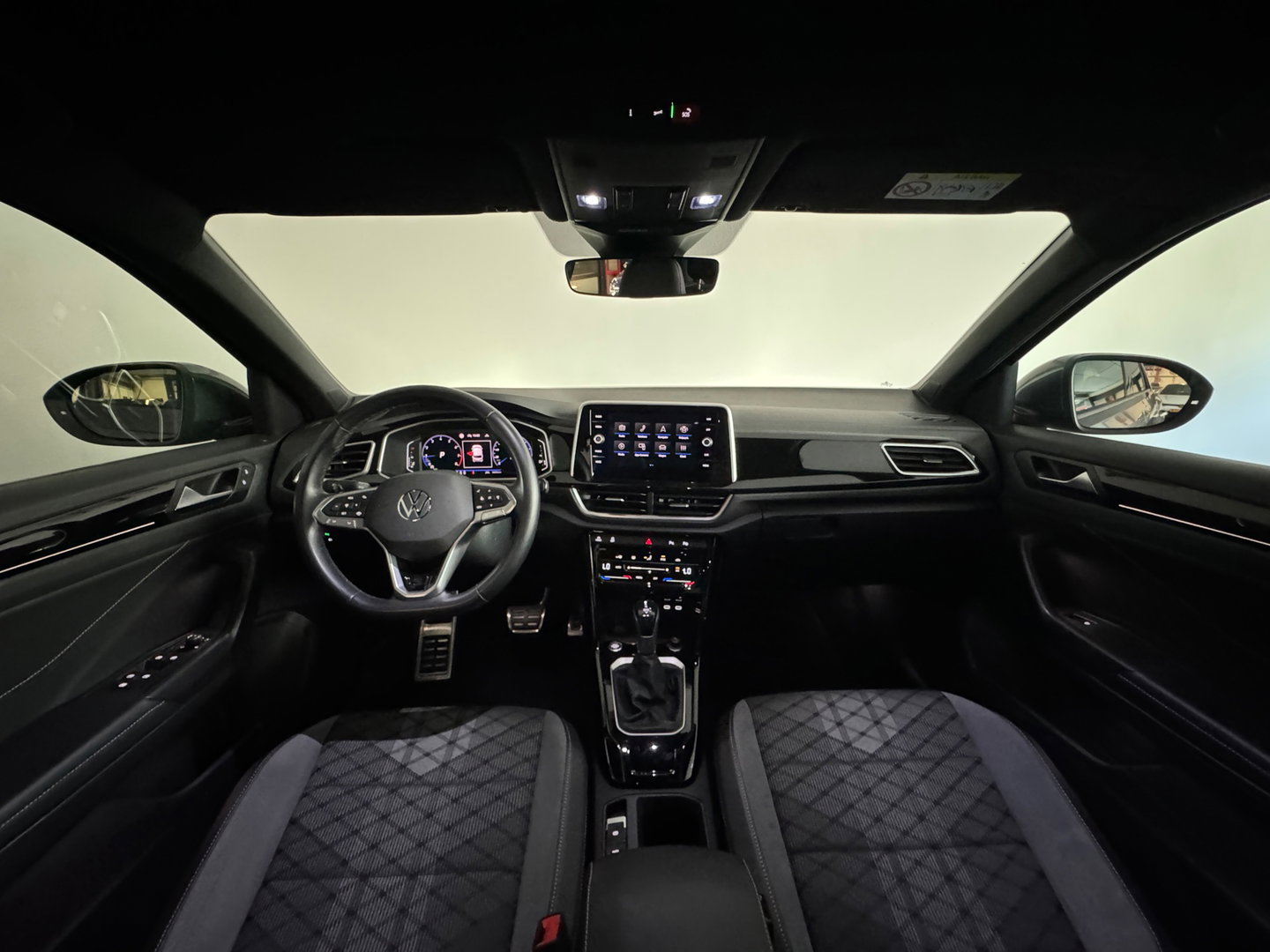 Volkswagen T-Roc 1.5 TSI Life Keyless|Front Assist|Camera|Lane Assist|ACC|Carplay
