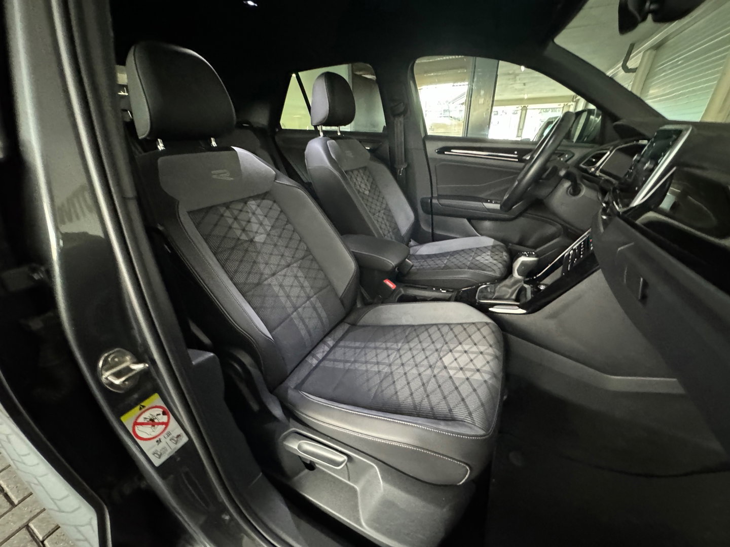 Volkswagen T-Roc 1.5 TSI Life Keyless|Front Assist|Camera|Lane Assist|ACC|Carplay