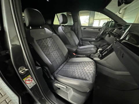 Volkswagen T-Roc 1.5 TSI Life Keyless|Front Assist|Camera|Lane Assist|ACC|Carplay