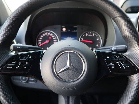 Mercedes-Benz Sprinter 317 CDI Automaat RDW L2H2 - Nieuw Model - LED - Mbux Groot - Camera