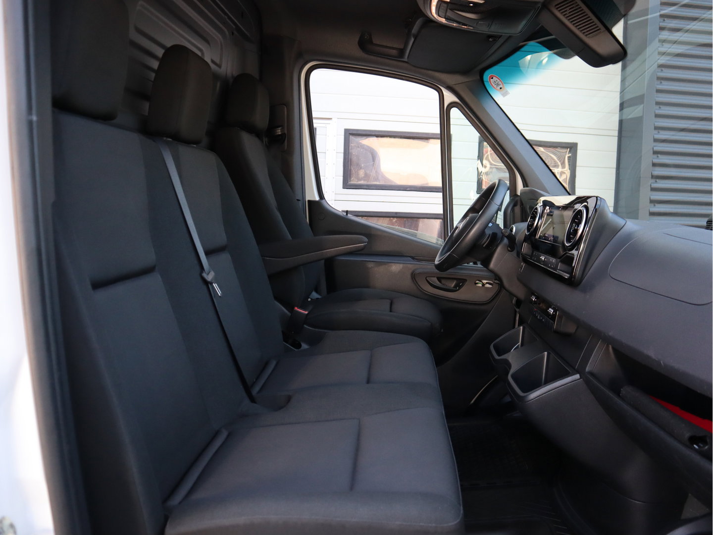 Mercedes-Benz Sprinter 317 CDI Automaat RDW L2H2 - Nieuw Model - LED - Mbux Groot - Camera