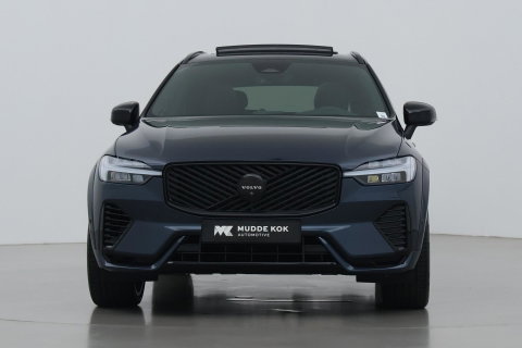 Volvo XC60 T6 Plug-in hybrid Ultra Black Edition | ACC | Luchtvering | Panoramadak | Bowers&Wilkins | Trekhaak | 360° Camera | Massage | Head-Up