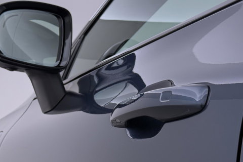 Volvo XC60 T6 Plug-in hybrid Ultra Black Edition | ACC | Luchtvering | Panoramadak | Bowers&Wilkins | Trekhaak | 360° Camera | Massage | Head-Up