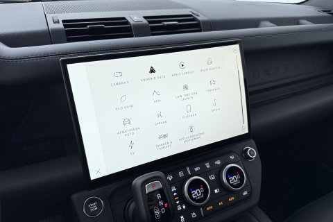 Land Rover Defender 2.0 P300e 110 X-Dynamic HSE | ACC | Trekhaak | Luchtvering | 360° Camera | Head-Up | Meridian Surround | Panoramadak | Stoelventilatie