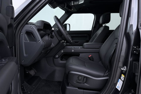 Land Rover Defender 2.0 P300e 110 X-Dynamic HSE | ACC | Trekhaak | Luchtvering | 360° Camera | Head-Up | Meridian Surround | Panoramadak | Stoelventilatie
