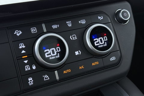 Land Rover Defender 2.0 P300e 110 X-Dynamic HSE | ACC | Trekhaak | Luchtvering | 360° Camera | Head-Up | Meridian Surround | Panoramadak | Stoelventilatie