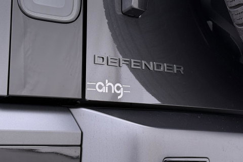 Land Rover Defender 2.0 P300e 110 X-Dynamic HSE | ACC | Trekhaak | Luchtvering | 360° Camera | Head-Up | Meridian Surround | Panoramadak | Stoelventilatie